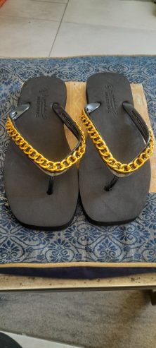 CHAIN SLIPPER