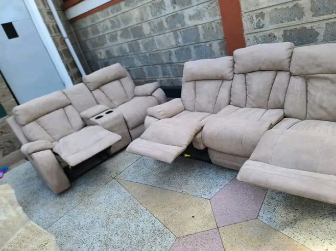 5 Seater Recliners