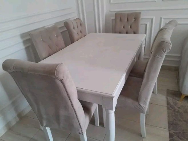 6 Seater dining table