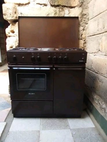 Electric oven