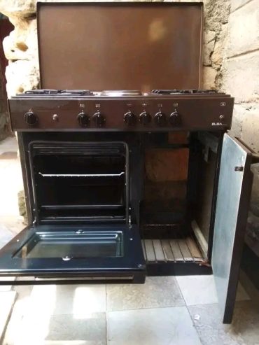 Electric oven