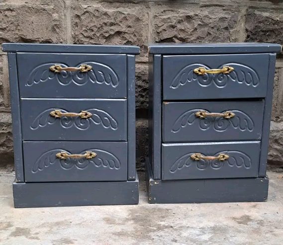 Side Drawers