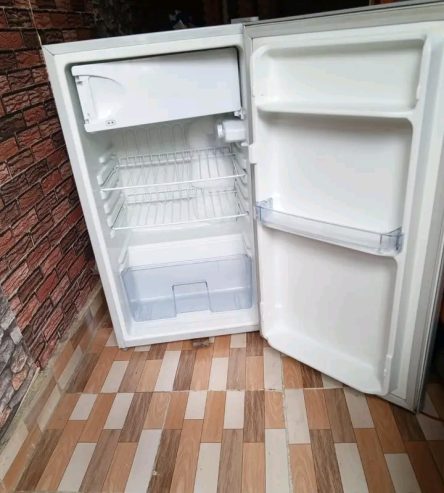 Bruhm Refrigerator